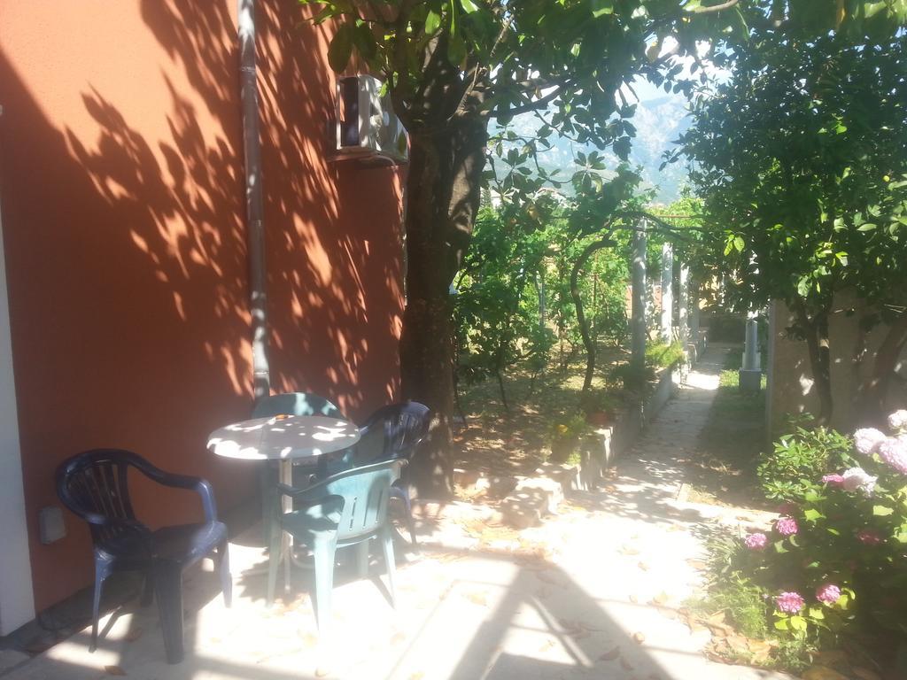 Apartments Rolovina Tivat Habitación foto